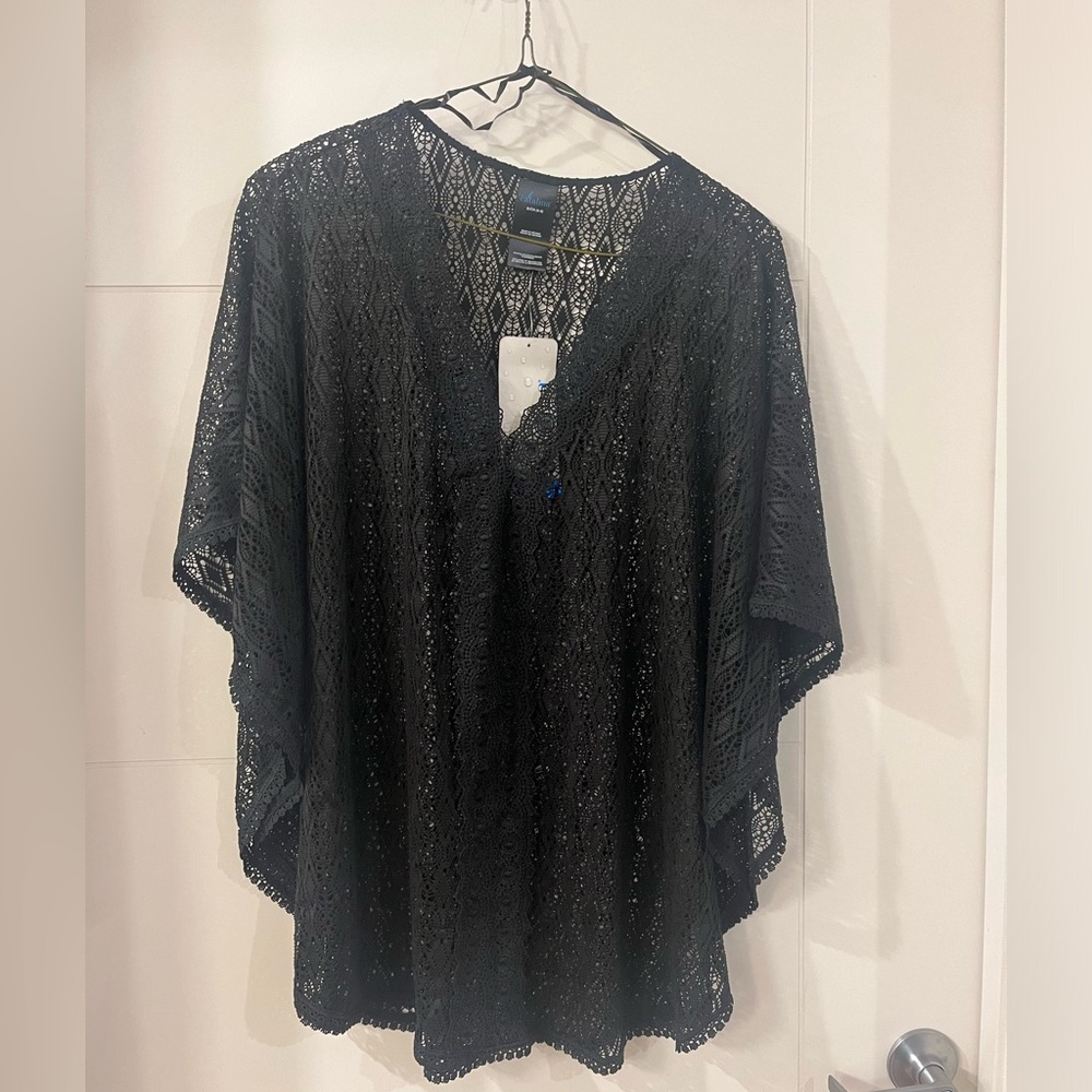 Catalina Woman’s bathing suit cover up